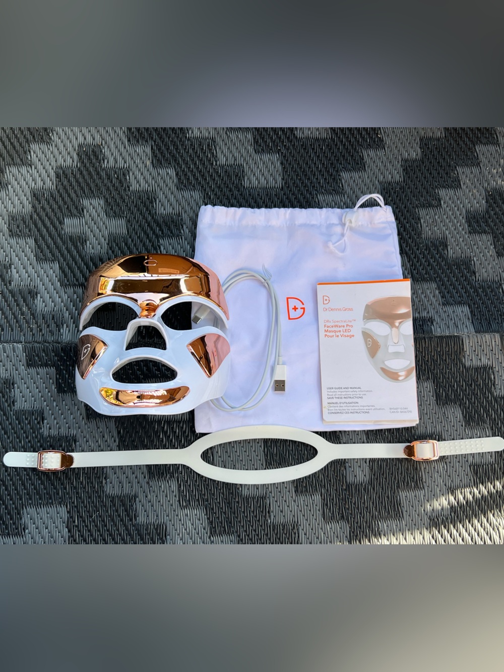 Dr Dennis Gross DRx SpectraLite FaceWare Pro LED Light Therapy Mask Wrinkles